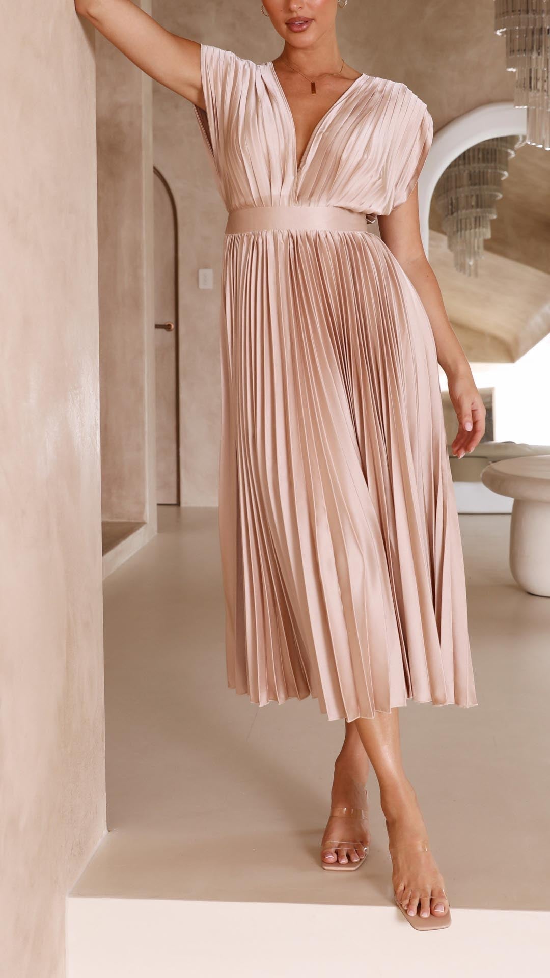 Halina - Zwiewna i Elegancka Sukienka